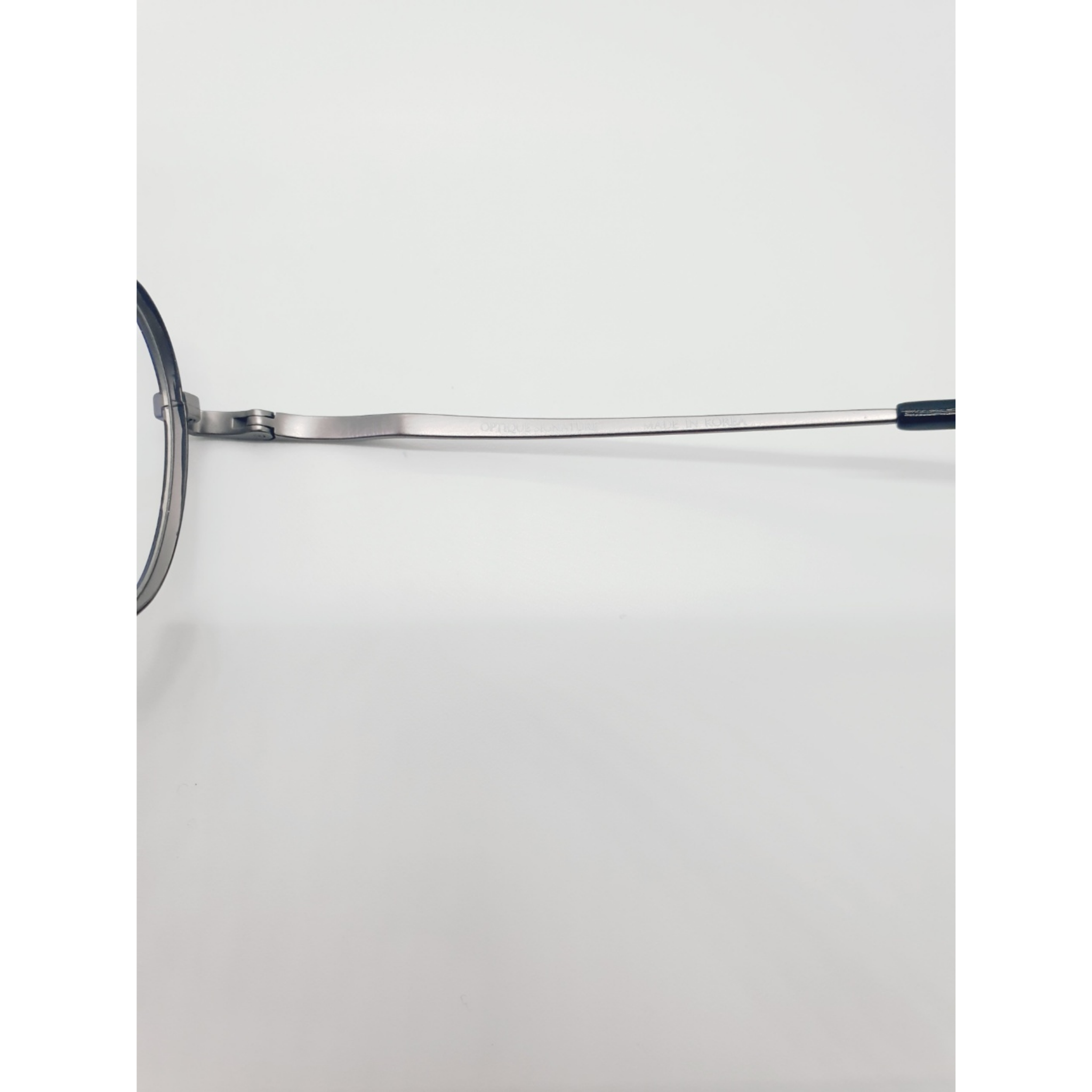 Lightweight Metal Frame 4